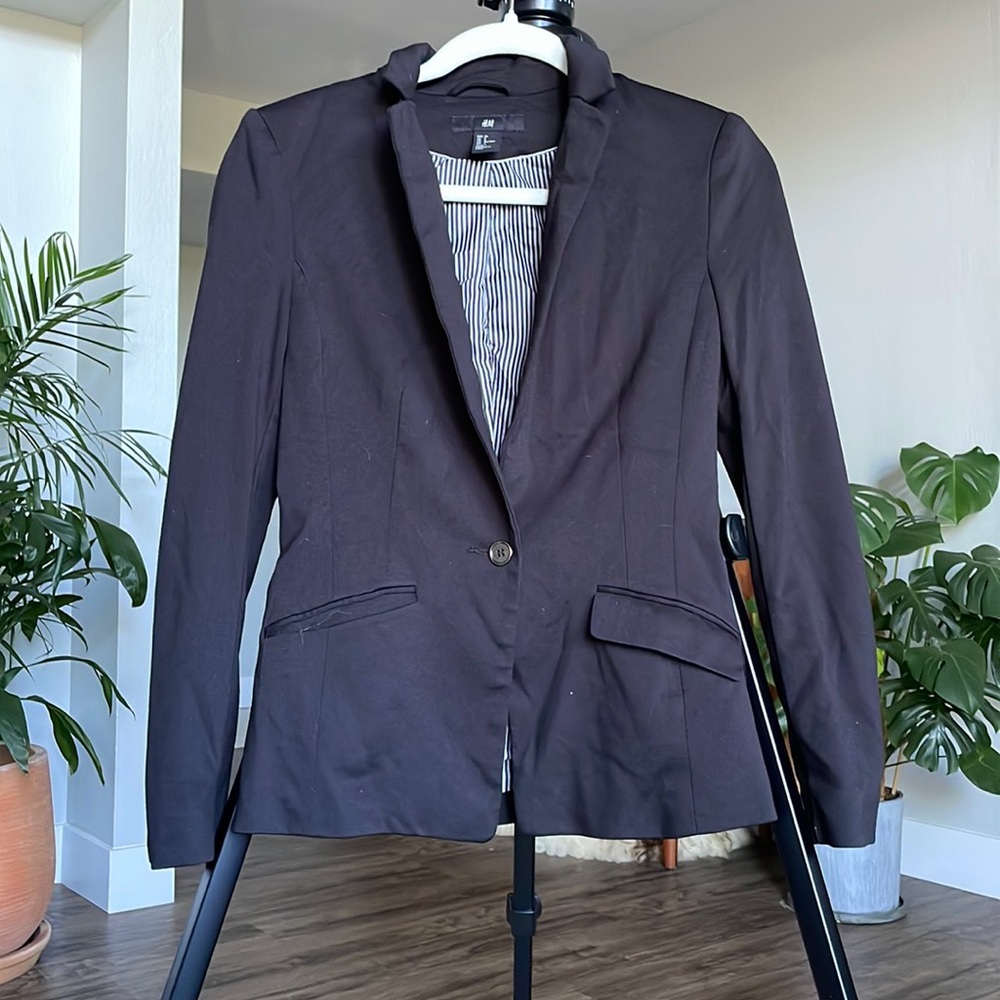 H&M blazer size 4